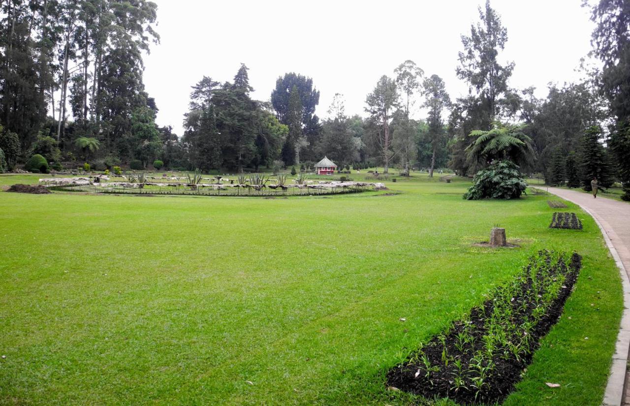 Oyo 238 Selva'S Guest House Nuwara Eliya Exterior foto